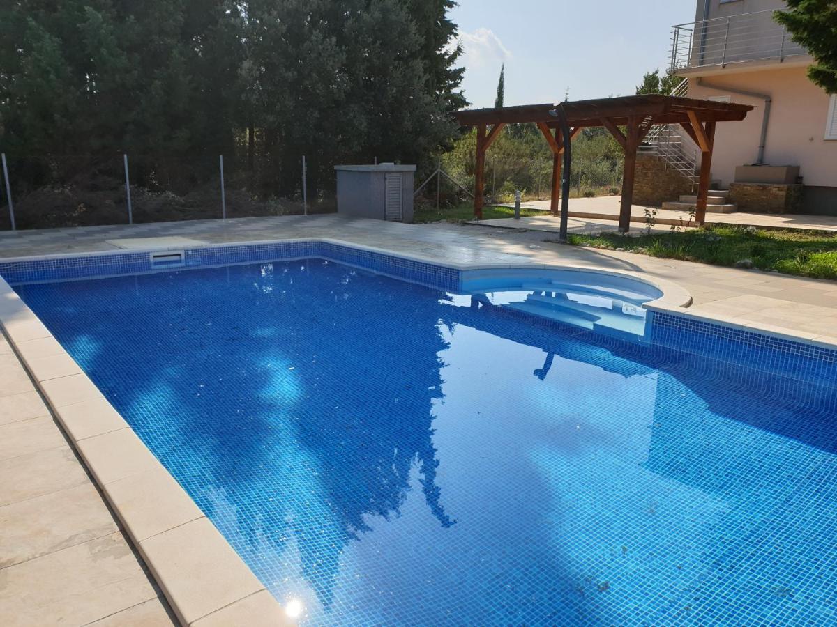 Olive Apartments อูกล์ยัน ภายนอก รูปภาพ