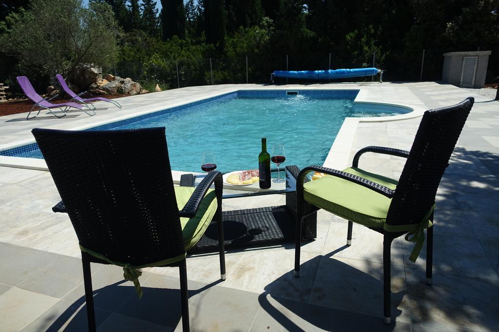 Olive Apartments อูกล์ยัน ภายนอก รูปภาพ