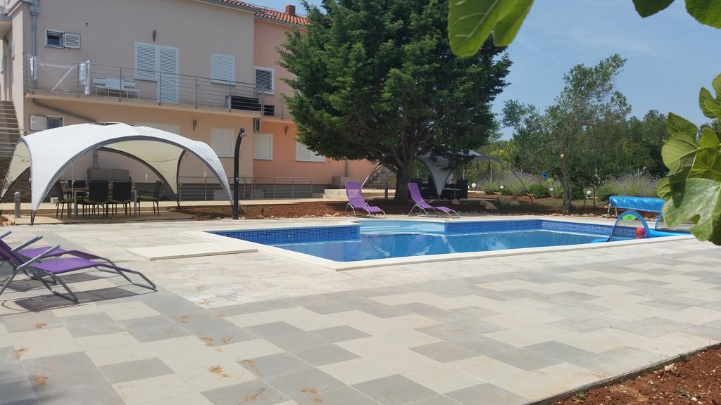 Olive Apartments อูกล์ยัน ภายนอก รูปภาพ