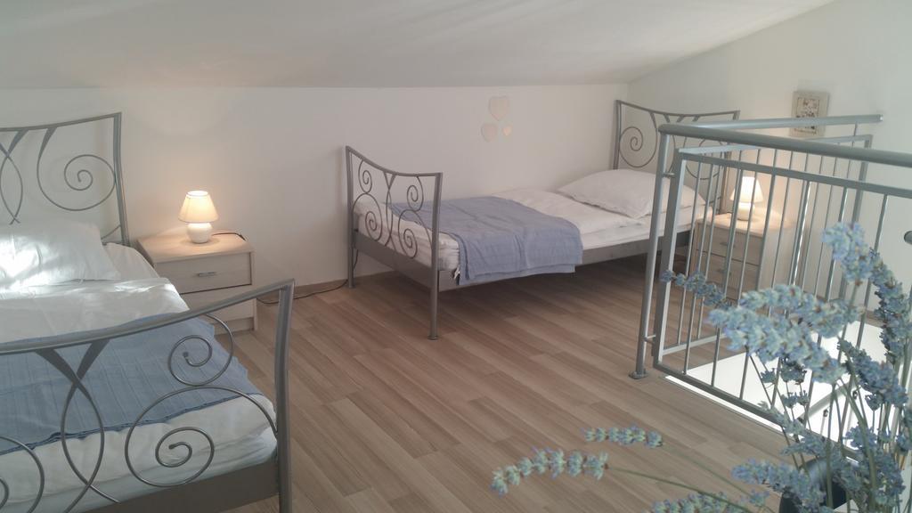 Olive Apartments อูกล์ยัน ภายนอก รูปภาพ